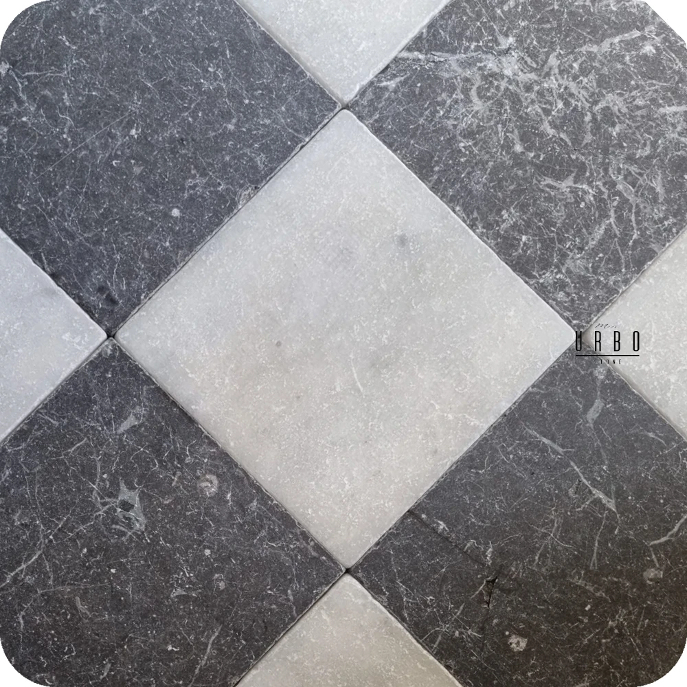 Marmur szachownica marmurowa Czarna Brazowa Biala harelquin posadzka kamienna antykowana bebnowana 30x30 postarzana do obiektow zabytkowych 20x20 gloamour outlet producent hurtownia kamienia  Mia Urbo Marble (2).webp