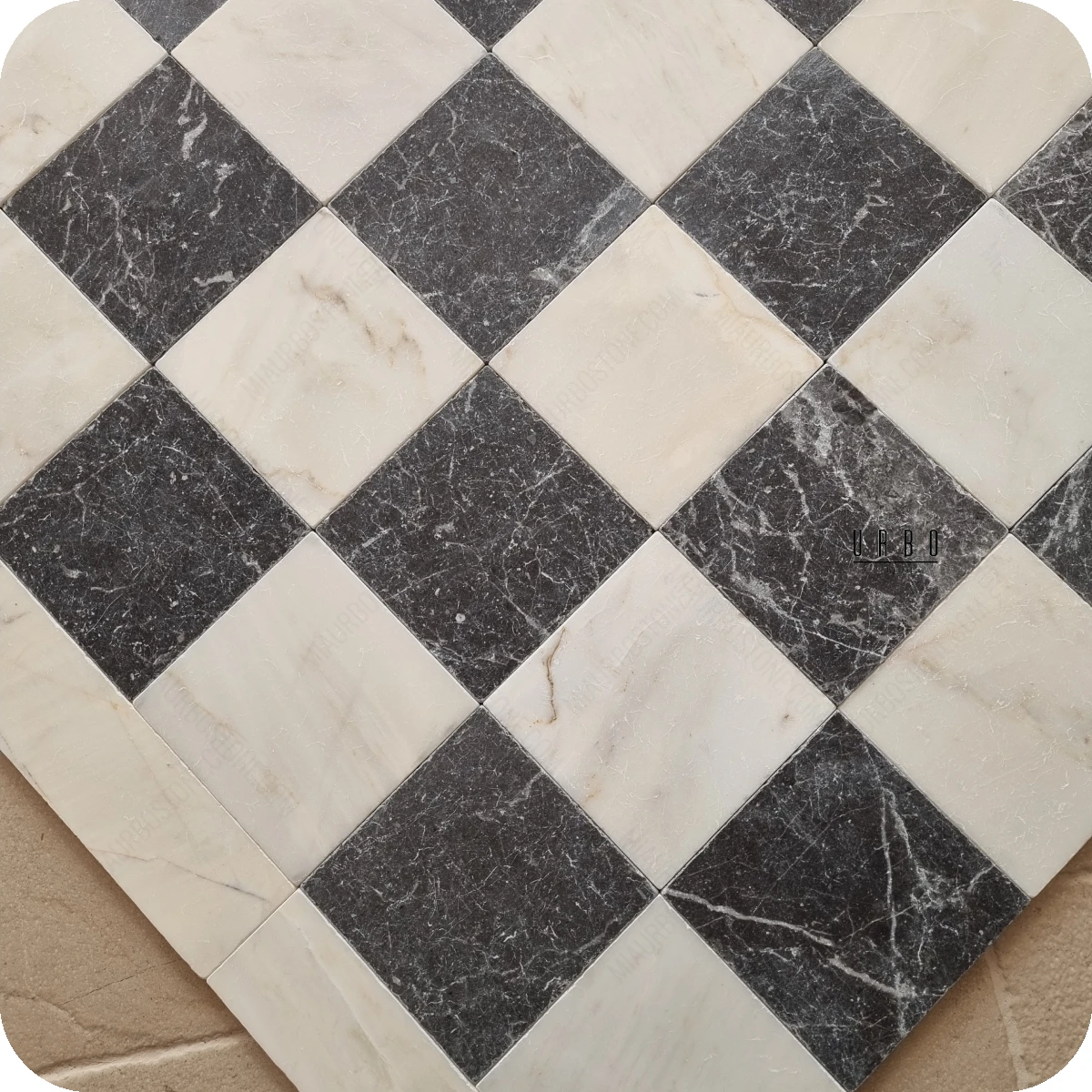 Szachownica marmurowa 30x30 20x20 10x10antykowana retro vintage czarno biala black amber Calacatta hurt kamienia Mia Urbo Stone (1).webp