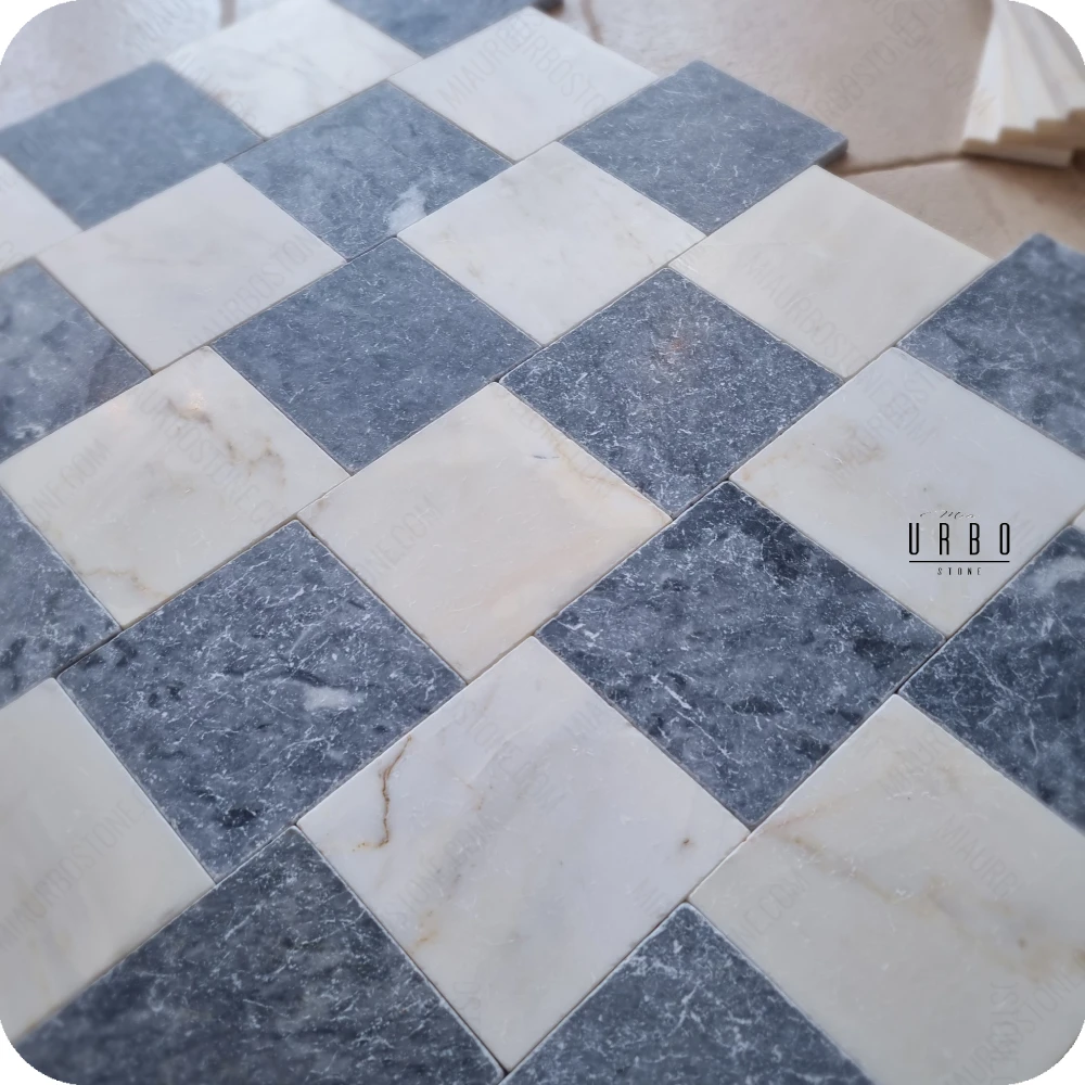 Szachownica marmurowa antykowana bebnowana retro vintage Blue Amber Calacatta 20x20 30x30 40x40 tumbled antik marble tiles hurt producent Mia Urbo tanieplytkikamienne-pl 2.webp